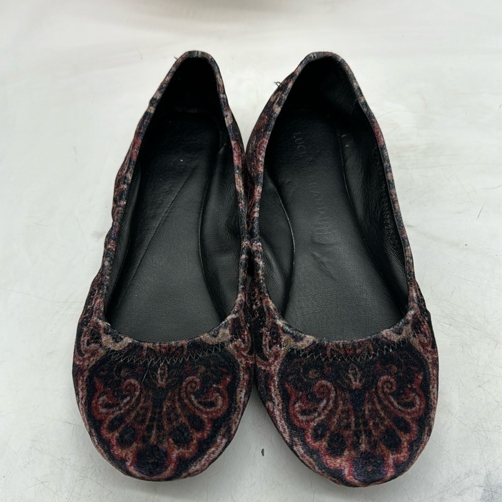 Lucky Brand Black Red White Patterned Fabric ballet Flat Size 9 BFL4806B
